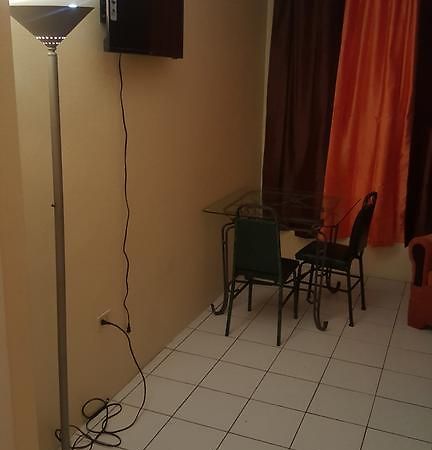 Comfortable Suite 1 Κίνγκστον Εξωτερικό φωτογραφία